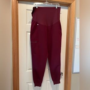 Figs Maternity Scrub Bottoms. Burgundy. Size M.